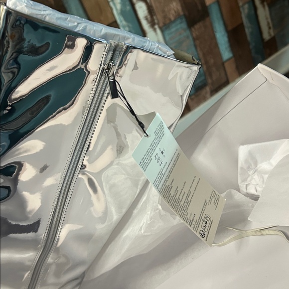 Silver Knee-High mirror reflective Heeled Boots - Picture 15 of 16